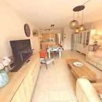 Des Ambassadeurs Appartement *