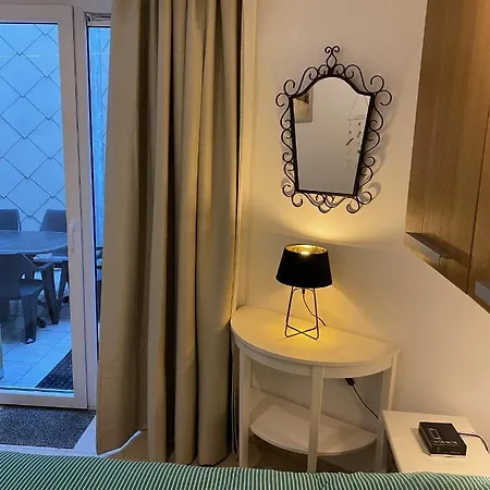 Apartment Des Ambassadeurs