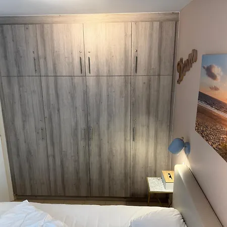 Des Ambassadeurs Apartment *