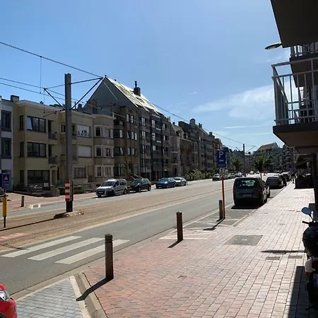 Des Ambassadeurs Apartment Blankenberge